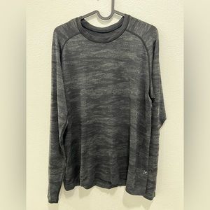 Lululemon men’s long sleeve - medium